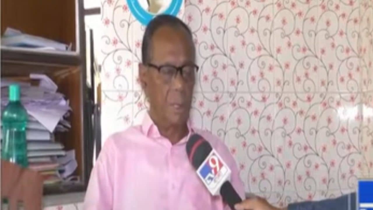 Panihati: ইস্তফা দিলেই তো হবে না, পুরো পারিষদে ভোটাভুটি হবে, পদত্যাগপত্র পাঠিয়েও খেলা হবে বললেন মলয়