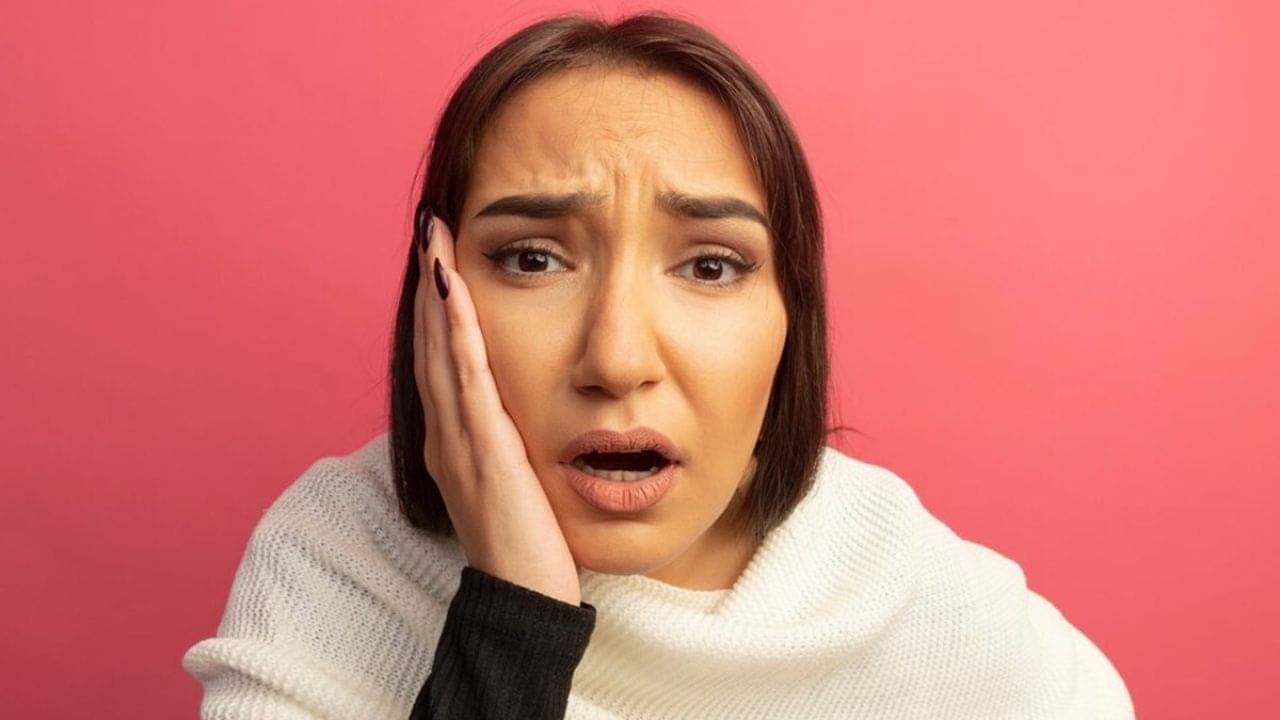 Face Swelling: ঘুম থেকে উঠলেই মুখ ফুলে যায়? কী ভাবে তাকে কমাবেন? রইল টিপস