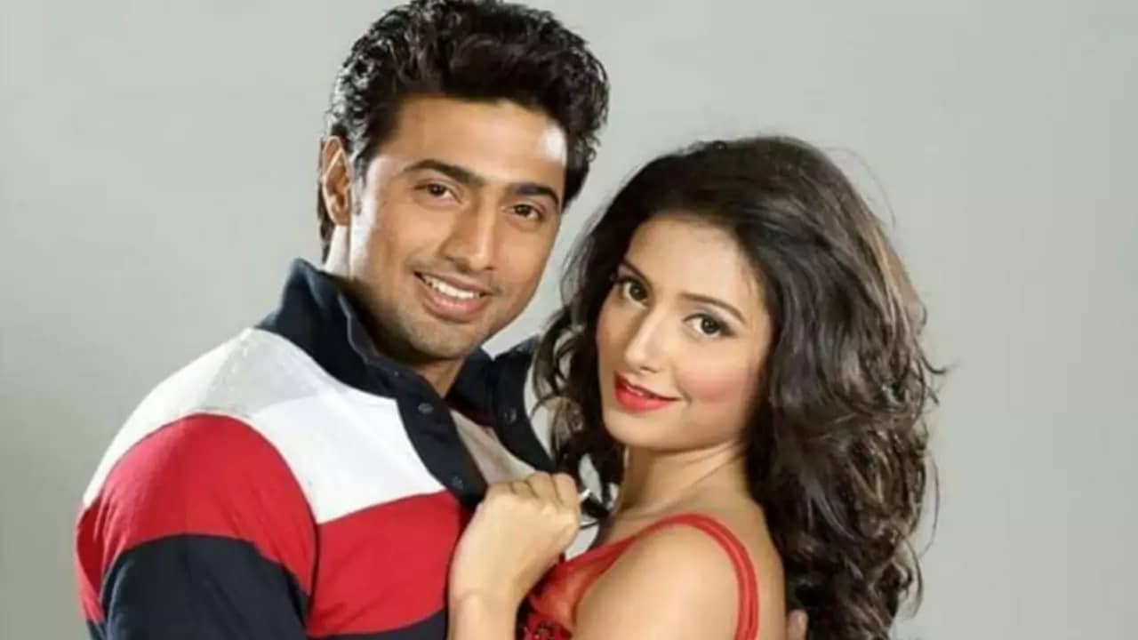 ৮ বছর পর, পর্দায় ফিরছে দেব-শুভশ্রী ম্যাজিক, ইঙ্গিত মিলতেই ভক্তমহলে উল্লাস