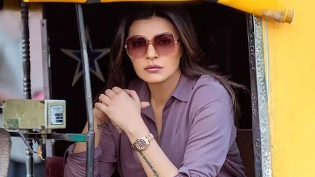 ম্যাগাজিন থেকে রাতারাতি নিষিদ্ধ সুস্মিতা, কারণ জানলে চমকে উঠবেন