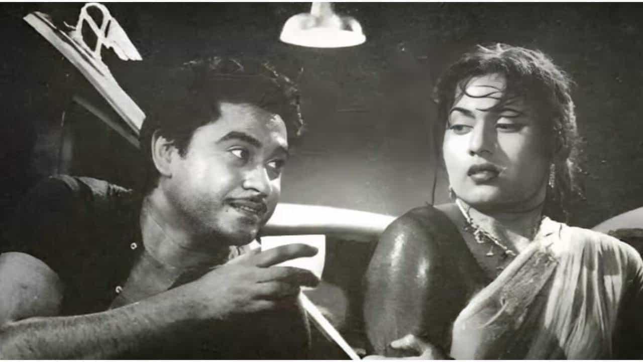 প্রেমে আঘাত, পেয়ে রাগের বশে কিশোরকে বিয়ে, কোন নায়ক ভেঙেছিলেন মধুবালার মন? প্রেমে আঘাত, পেয়ে রাগের বশে কিশোরকে বিয়ে, কোন নায়ক ভেঙেছিলেন মধুবালার মন?
