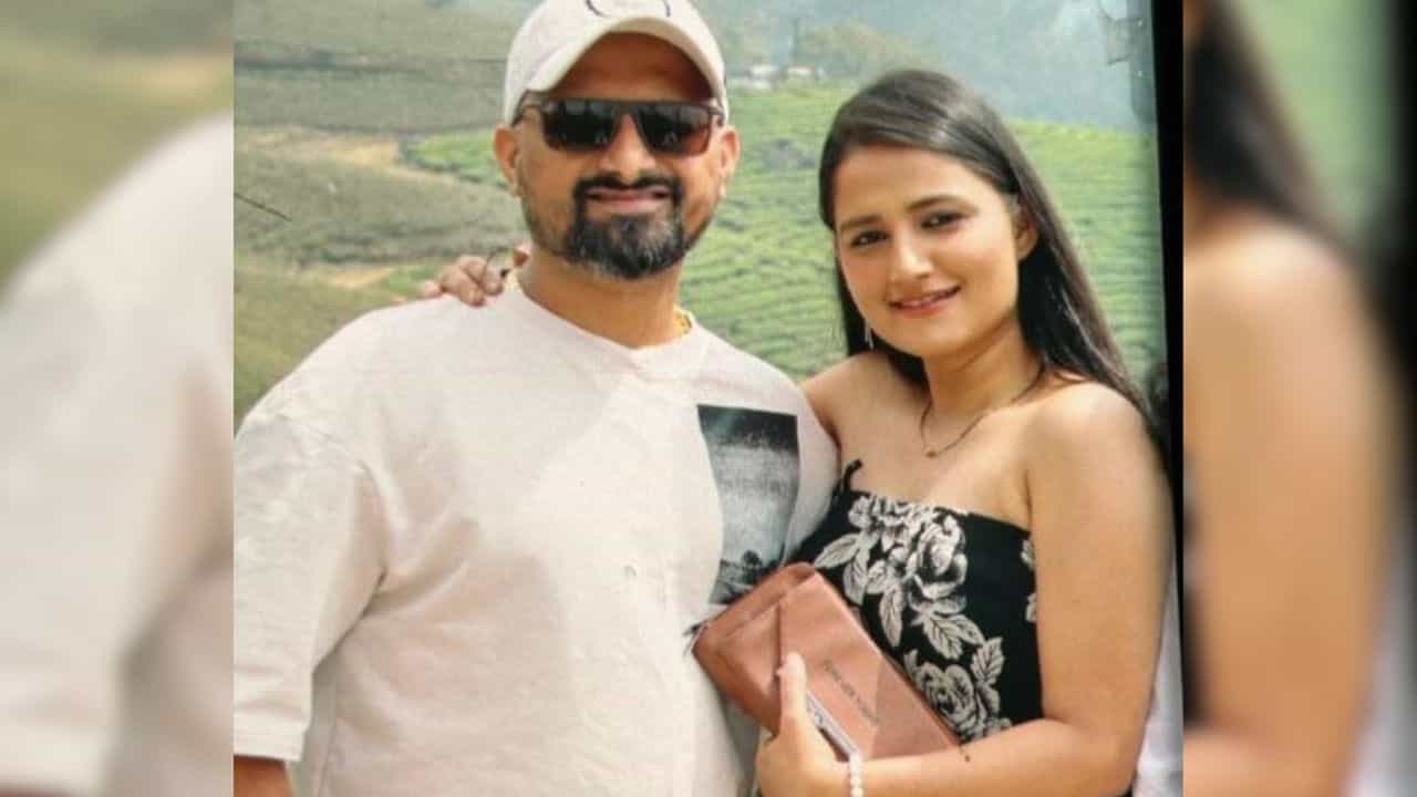 Bengaluru: স্ত্রী বেকার! রাগের মাথায় 'খুন করে' মৃতদেহ ট্রলিতে ভরে চম্পট স্বামী Bengaluru: স্ত্রী বেকার! রাগের মাথায় 'খুন করে' মৃতদেহ ট্রলিতে ভরে চম্পট স্বামী