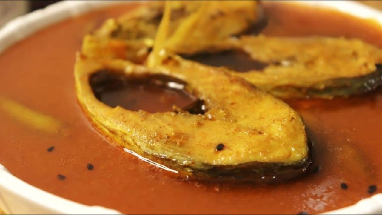 ইলিশের ঝোলে থাকুক এই সবজি, স্বাদ বাড়বে তিনগুণ