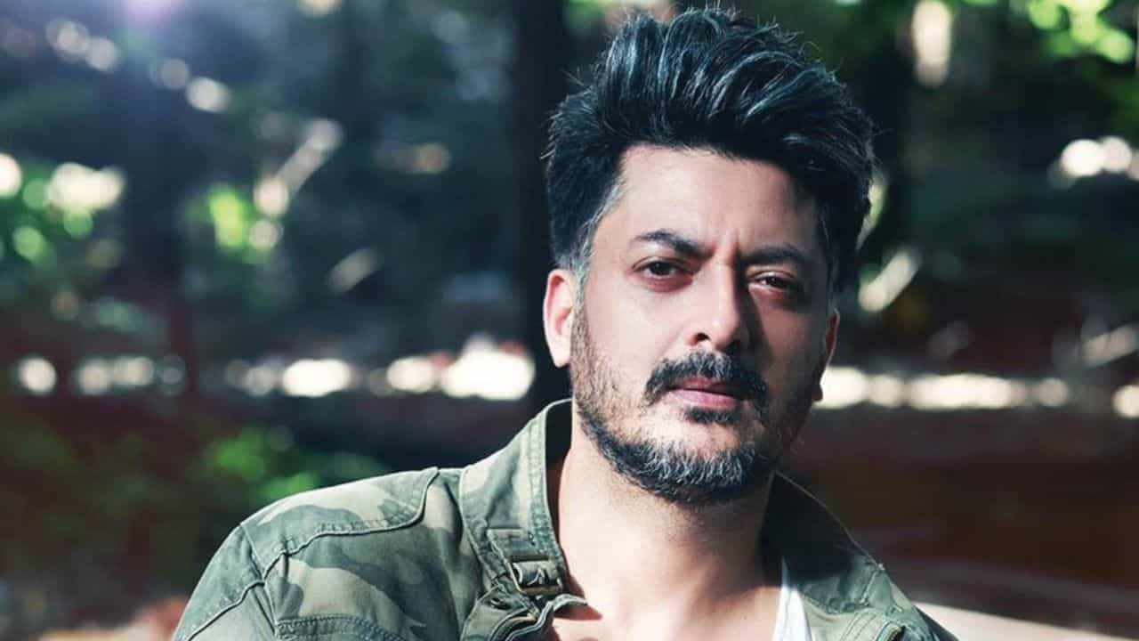 ‘বাবা ছেড়ে চলে গিয়েছে…’ শুনে অবাক যীশু, এও সম্ভব! ‘বাবা ছেড়ে চলে গিয়েছে…’ শুনে অবাক যীশু, এও সম্ভব!