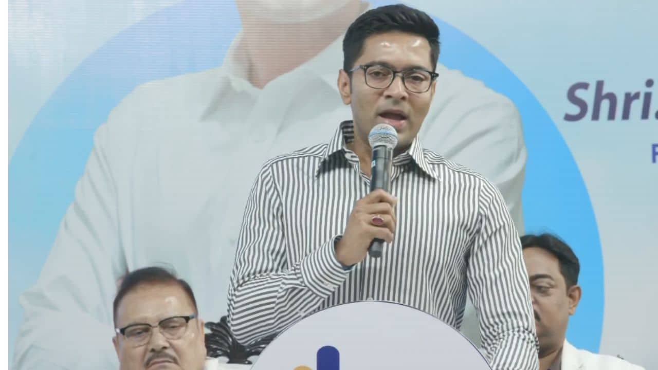 Abhishek Banerjee: ‘আর শুধু সার্জিক্যাল স্ট্রাইক নয়, RECLAIM POK’, গর্জে উঠলেন অভিষেক