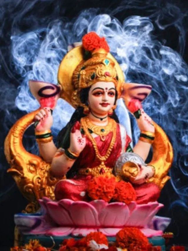 বাঙালিদের কাছে কেন গুরুত্বপূর্ণ অক্ষয় তৃতীয়া? বাঙালিদের কাছে কেন গুরুত্বপূর্ণ অক্ষয় তৃতীয়া?