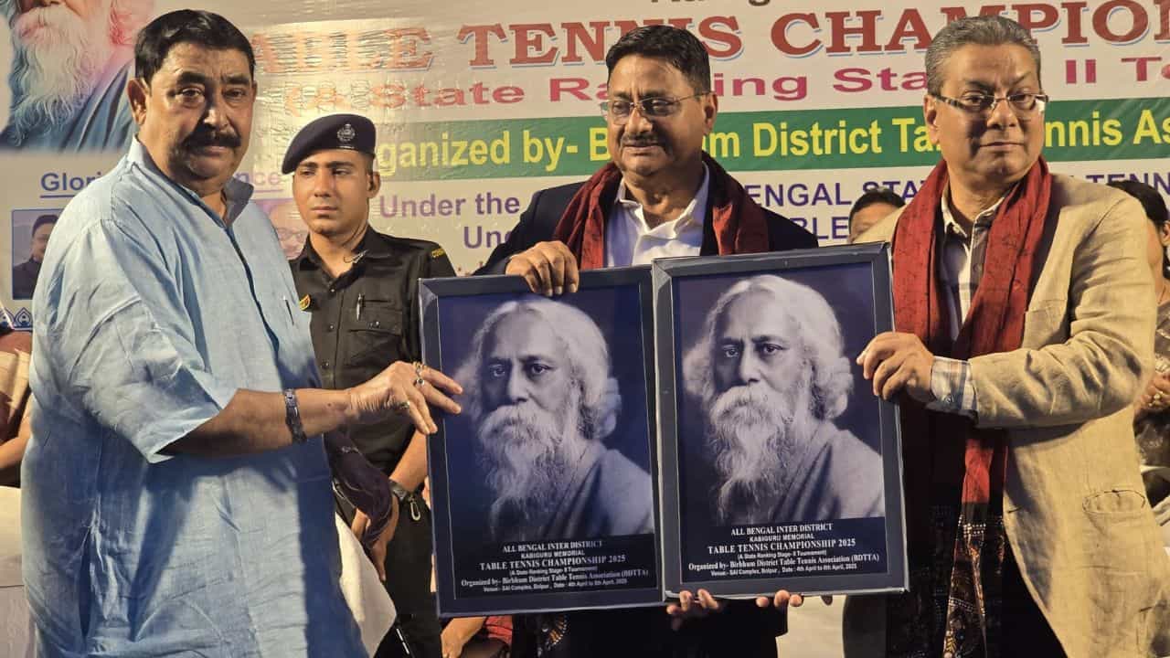 Anubrata Mondal: ক্রিকেটের পর টেবিল টেনিস, খেলাকে আঁকড়েই জমি শক্ত করার চেষ্টায় বীরভূমের বাঘ! Anubrata Mondal: ক্রিকেটের পর টেবিল টেনিস, খেলাকে আঁকড়েই জমি শক্ত করার চেষ্টায় বীরভূমের বাঘ!