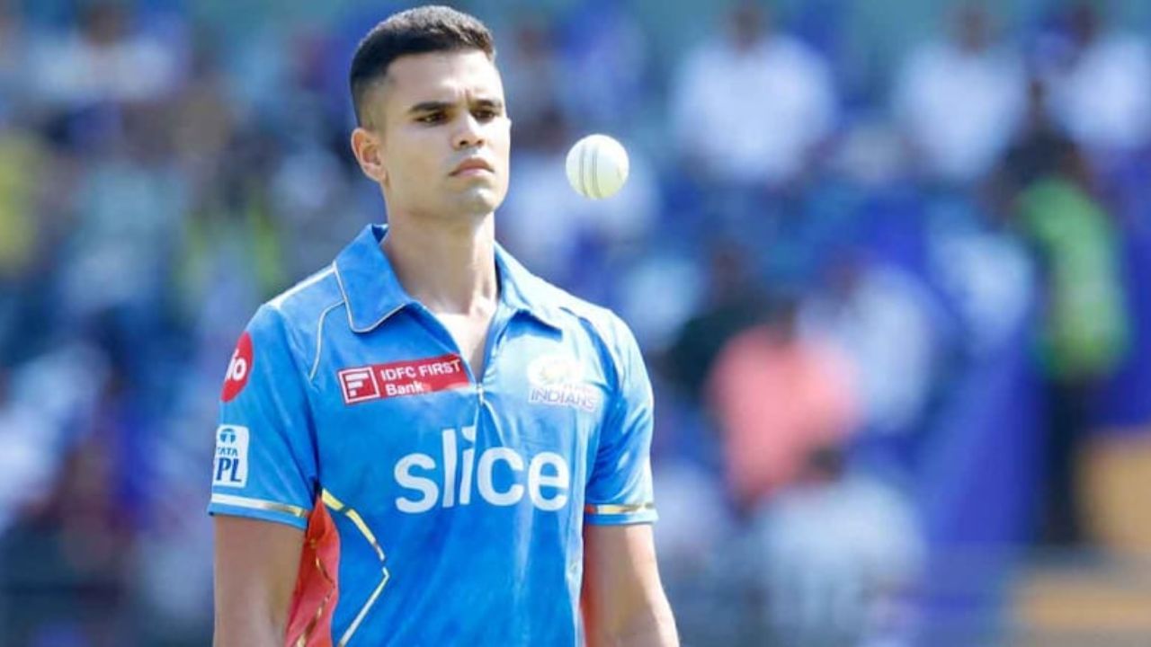 Arjun Tendulkar: তিন মাসেই গেইল হয়ে উঠবেন সচিনপুত্র অর্জুন? যোগরাজ সিং যা বললেন... Arjun Tendulkar: তিন মাসেই গেইল হয়ে উঠবেন সচিনপুত্র অর্জুন? যোগরাজ সিং যা বললেন...