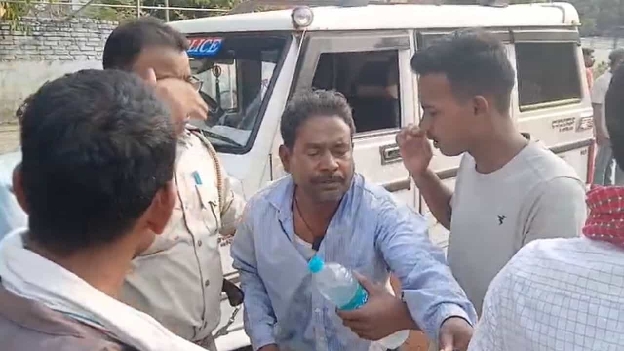 Asansol: অপহরণের কয়েক ঘণ্টার মধ্যেই উদ্ধার অপহৃত ব্যবসায়ী Asansol: অপহরণের কয়েক ঘণ্টার মধ্যেই উদ্ধার অপহৃত ব্যবসায়ী