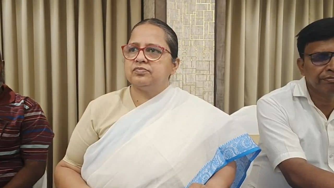 Malda: রাম-নবমীর শোভাযাত্রায় হতে পারে জঙ্গি হামলা? মালদহে আধা সেনা চাইলেন শ্রীরূপা