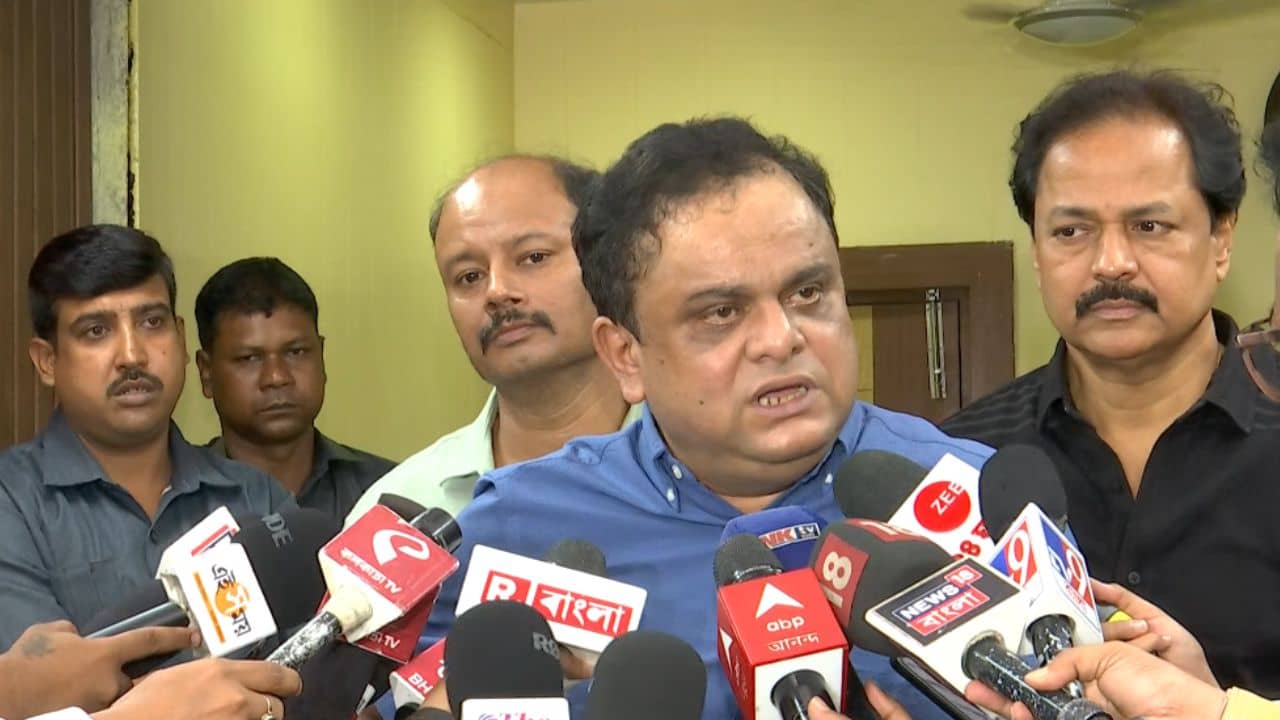 Bratya Basu On Sacked Teacher: চাকরিহারারা কি বেতন পাবেন? কী জানালেন শিক্ষামন্ত্রী?