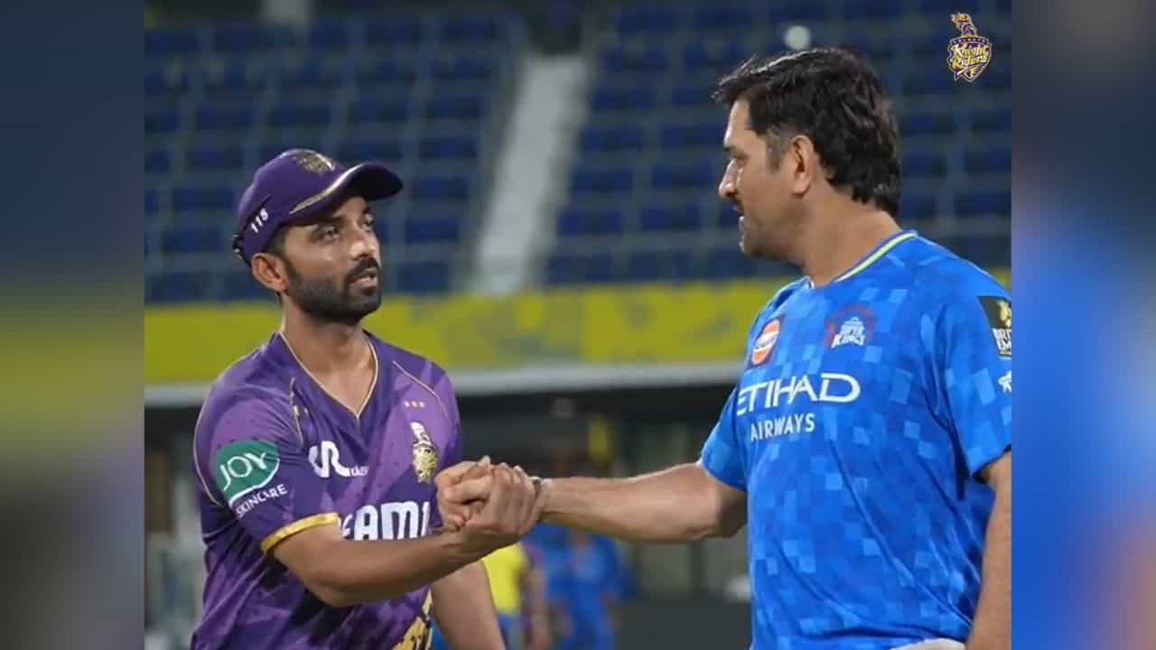 CSK vs KKR Confirmed Playing XI, IPL 2025: আনক্যাপড ক্যাপ্টেন ধোনি মাঠে নামতেই চিপকে শব্দব্রহ্ম, টস জিতলেন রাহানে; রইল দুই দলের একাদশ CSK vs KKR Confirmed Playing XI, IPL 2025: আনক্যাপড ক্যাপ্টেন ধোনি মাঠে নামতেই চিপকে শব্দব্রহ্ম, টস জিতলেন রাহানে; রইল দুই দলের একাদশ