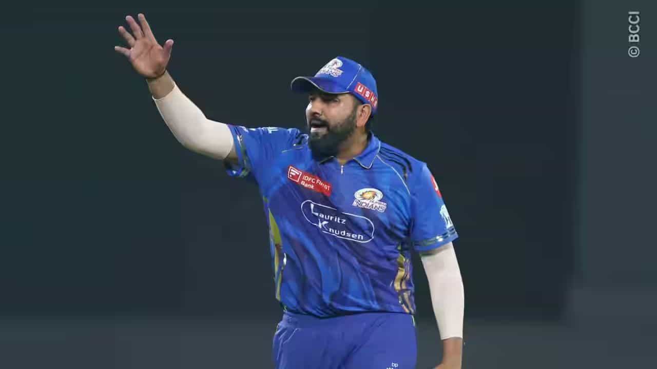 Rohit Sharma ভিডিয়ো: ঝামেলায় জড়ালেন বুমরা-করুণ! রোহিতের রিয়্যাকশন ভাইরাল Rohit Sharma ভিডিয়ো: ঝামেলায় জড়ালেন বুমরা-করুণ! রোহিতের রিয়্যাকশন ভাইরাল