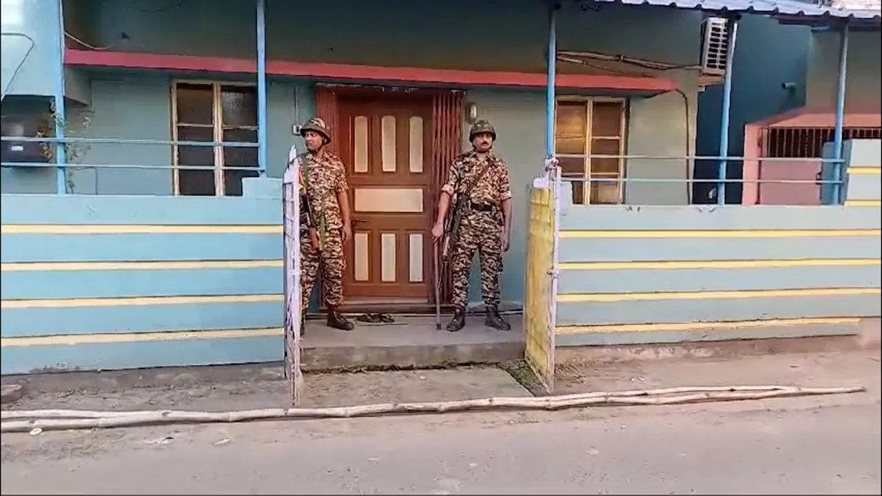 ED Raid in West Bengal: নববর্ষের সকালে 'অ্যাকশনে' ইডি! রাজ্যের ৮টি জায়গায় চলল তল্লাশি