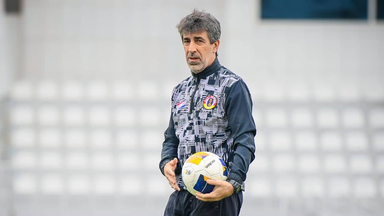 East Bengal: গাড়ি দুর্ঘটনায় ইস্টবেঙ্গলের দুই ফুটবলার, ডিফেন্স ভাঙল!