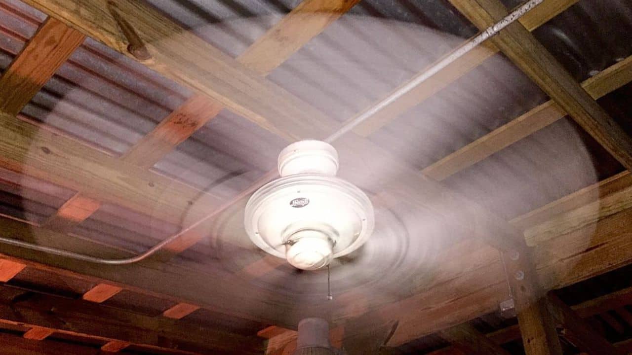 Knowledge Story: পাখা ঘুরলে সেই ব্লেড দেখা যায় না কেন? আসল কারণ জানলে চমকে যাবেন