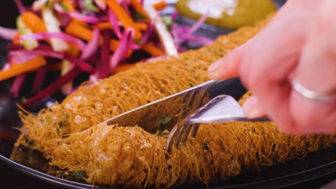 এই কায়দায় মাত্র ৫ মিনিটে তৈরি হবে ফিশ কবিরাজি, রেস্তরাঁকে হেসেখেলে দেবেন দশ গোল