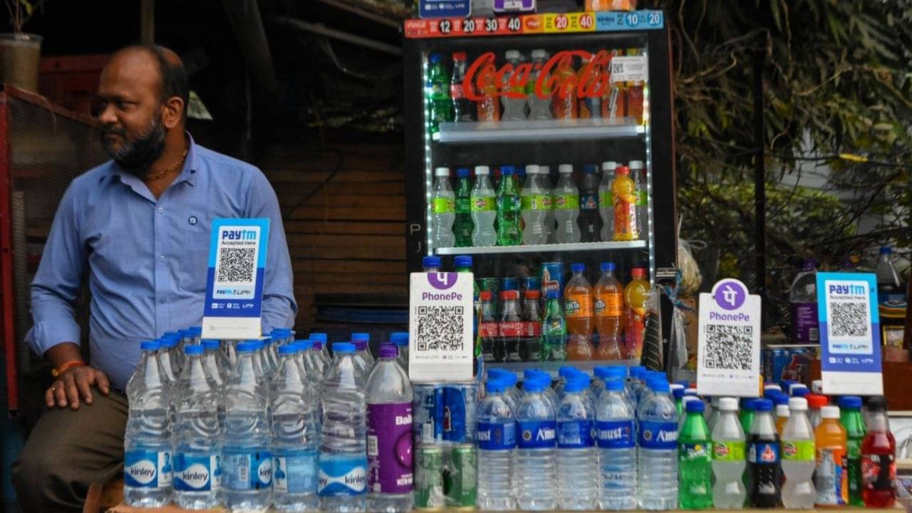 UPI Payment: ২ হাজার টাকার উপরে UPI লেনদেন করলেই দিতে হবে ১৮ শতাংশ GST? সত্যিটা কী, জানুন