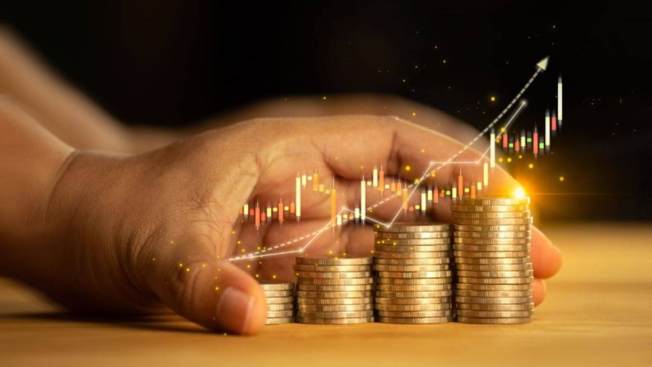 Investment in Gold: লাখ টাকার সোনা, বিনিয়োগের এটাই কি সঠিক সময়! ভুল করছেন না তো?