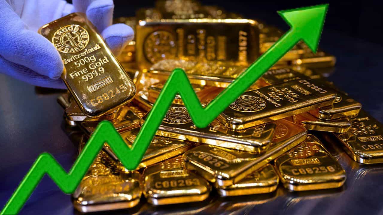 Gold Price Today: মধ্যবিত্তের কপালে চিন্তার ভাঁজ, অক্ষয় তৃতীয়ার আগেই এক লাফে অনেকটা বাড়ল সোনার দাম! Gold Price Today: মধ্যবিত্তের কপালে চিন্তার ভাঁজ, অক্ষয় তৃতীয়ার আগেই এক লাফে অনেকটা বাড়ল সোনার দাম!