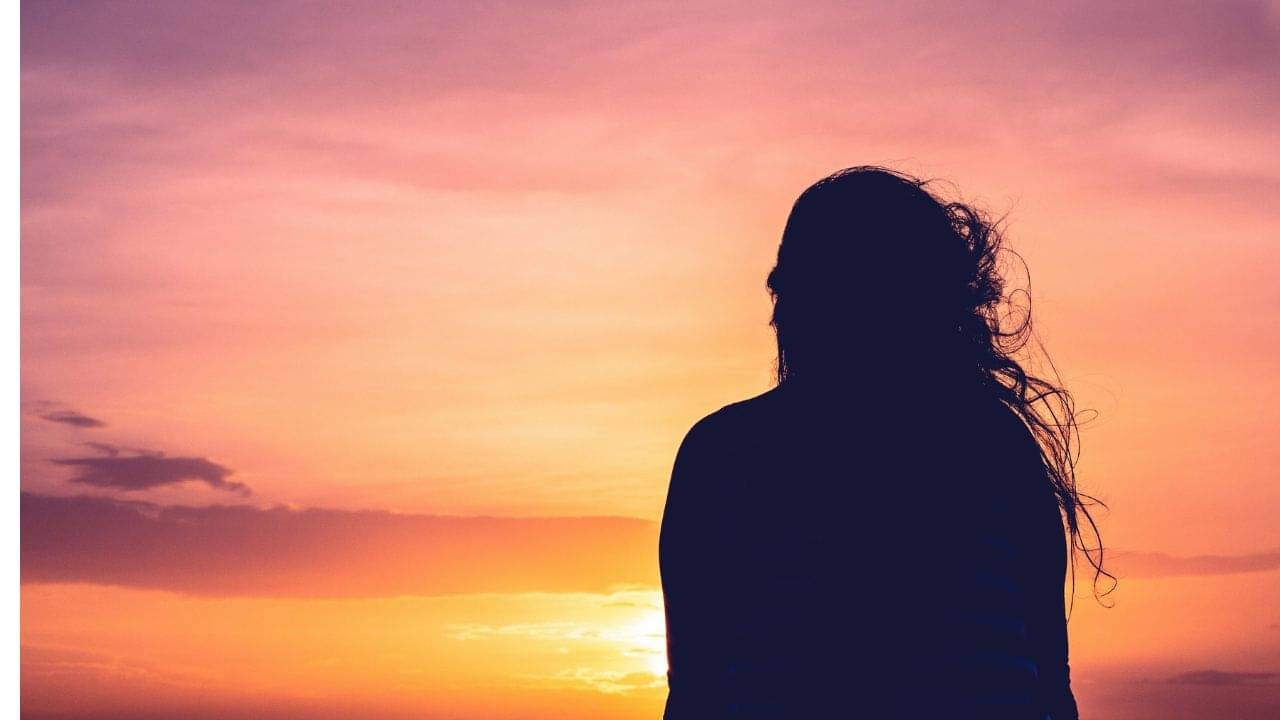 এক প্রযোজকের সংসার ছেড়ে, আরেক প্রযোজককে বিয়ে, টলিউডের এই নায়িকার করুণ পরিণতি জানলে গায়ে কাঁটা দেবে