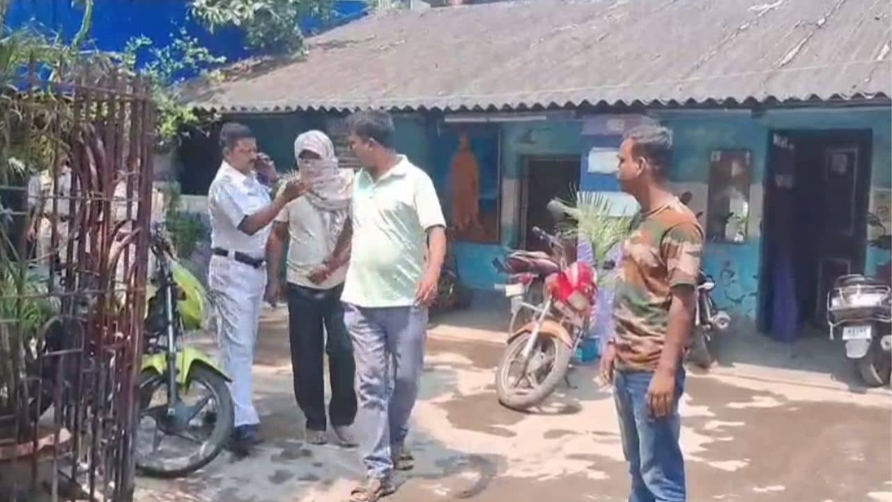 Police: চা বিক্রেতাকে কিডন্যাপ করলেন খোদ পুলিশ কর্মী, চাইলেন ৩০ লক্ষ টাকা, CP বললেন....