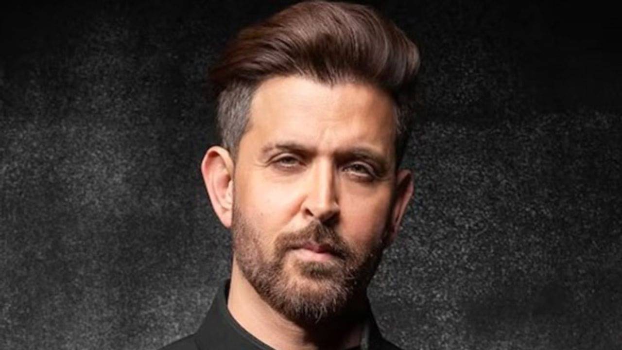 খুব ভয় হচ্ছে...! কেন হঠাৎ এমন বললেন হৃতিক?