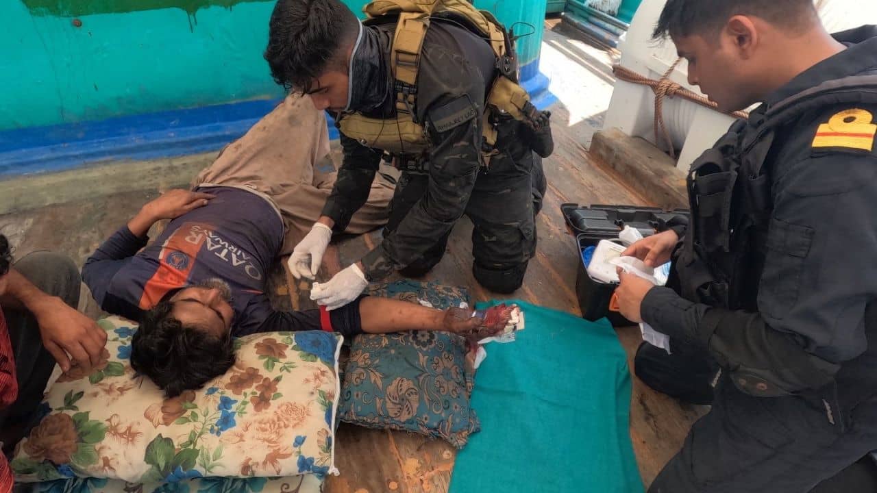 INS Trikand: ঝড়েছে রক্ত, ভেঙেছে হাড়! মাঝসমুদ্রে পাকিস্তানির প্রাণরক্ষা ভারতীয় নৌসেনার