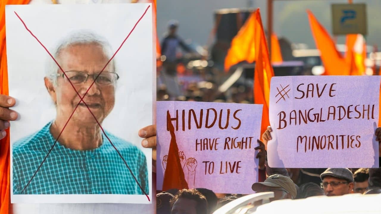 India-Bangladesh: ইউনূসের মুখোশ খুলে দিল দিল্লি, একই প্যাটার্নে হিন্দু নেতা খুন!