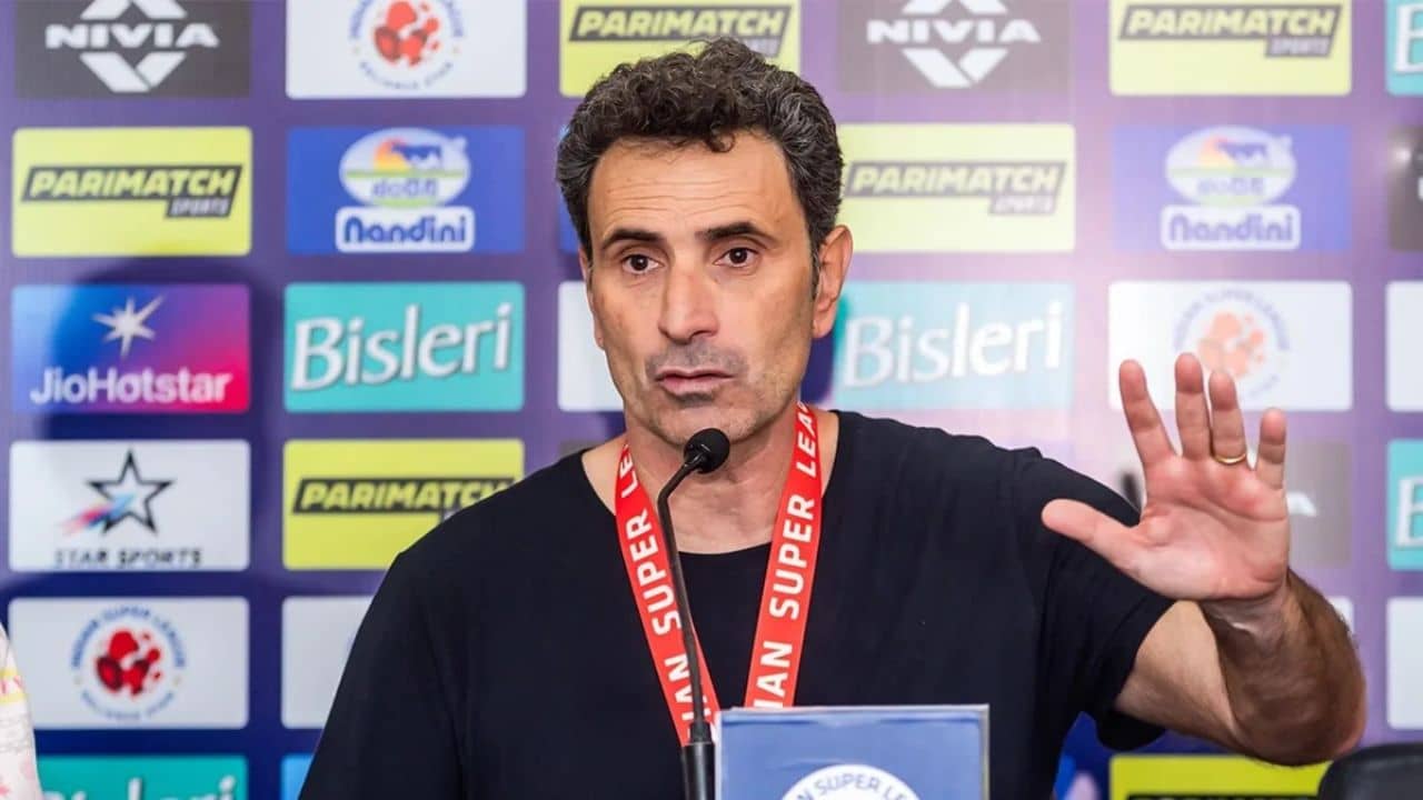 Mohun Bagan: দ্বিমুকুট জয়েও নির্লিপ্ত! নতুন ভাবনা জানিয়ে দিলেন মোহনবাগান কোচ হোসে মোলিনা