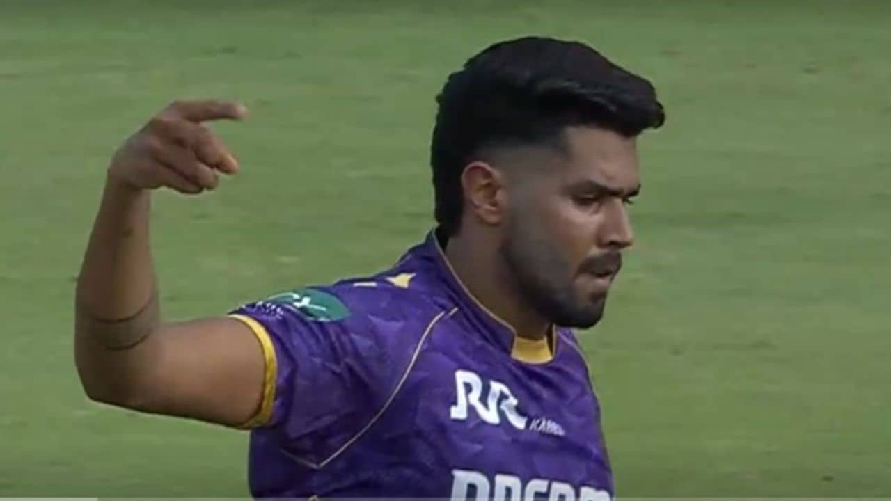 IPL 2025, KKR: ফ্লাইং কিসের পর গেট-আউট সেলিব্রেশন... ফের বিতর্কে কেকেআর তরুণ!