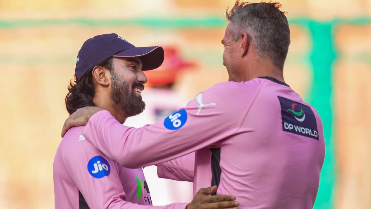 KL Rahul on Kevin Pietersen: মেন্টরের কাজ আইপিএলের মাঝে মলদ্বীপে ঘুরতে যাওয়া... কেপিকে খোঁচা রাহুলের!