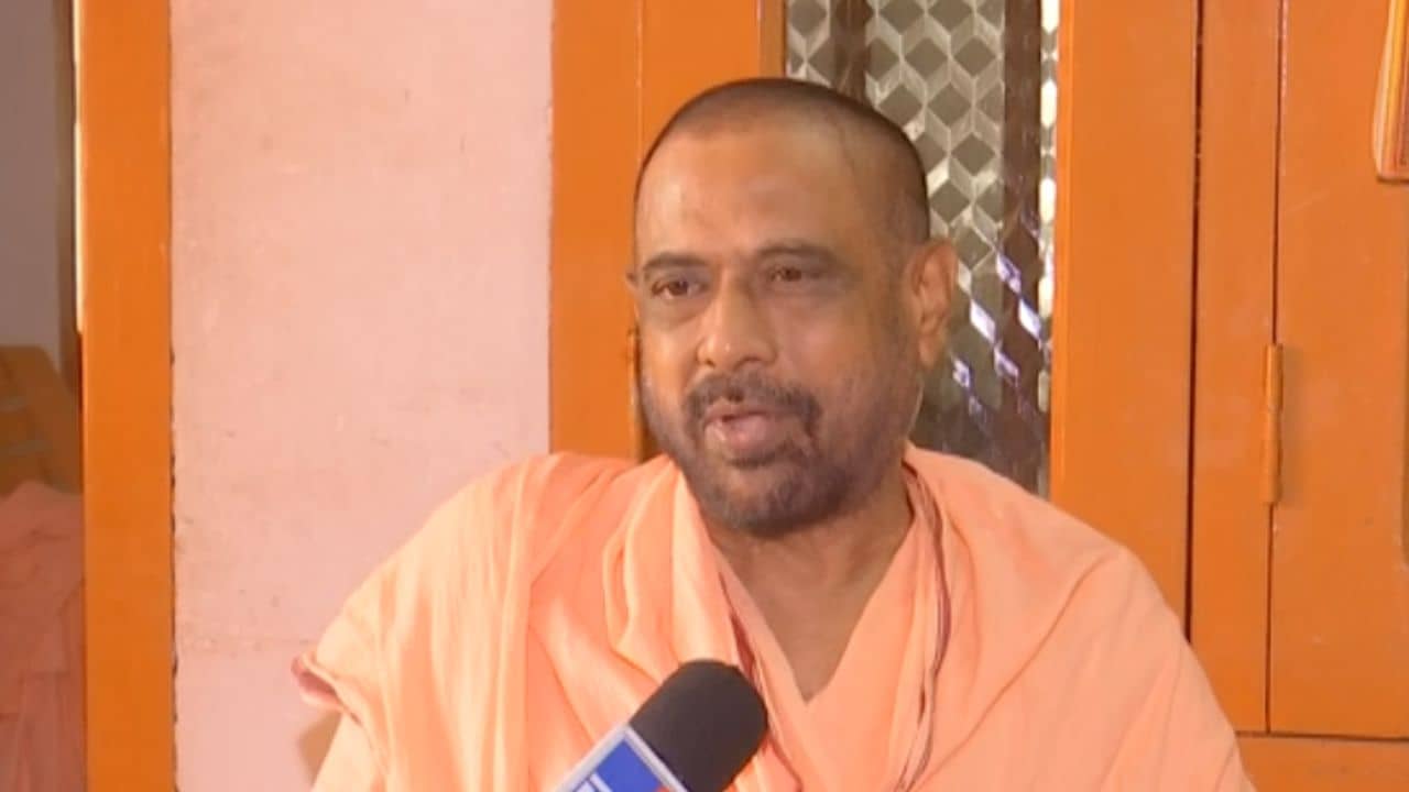 Kartik Maharaj: ১ জুলাই হাজিরার নির্দেশ, ধর্ষণের মামলায় কার্তিক মহারাজকে নোটিস