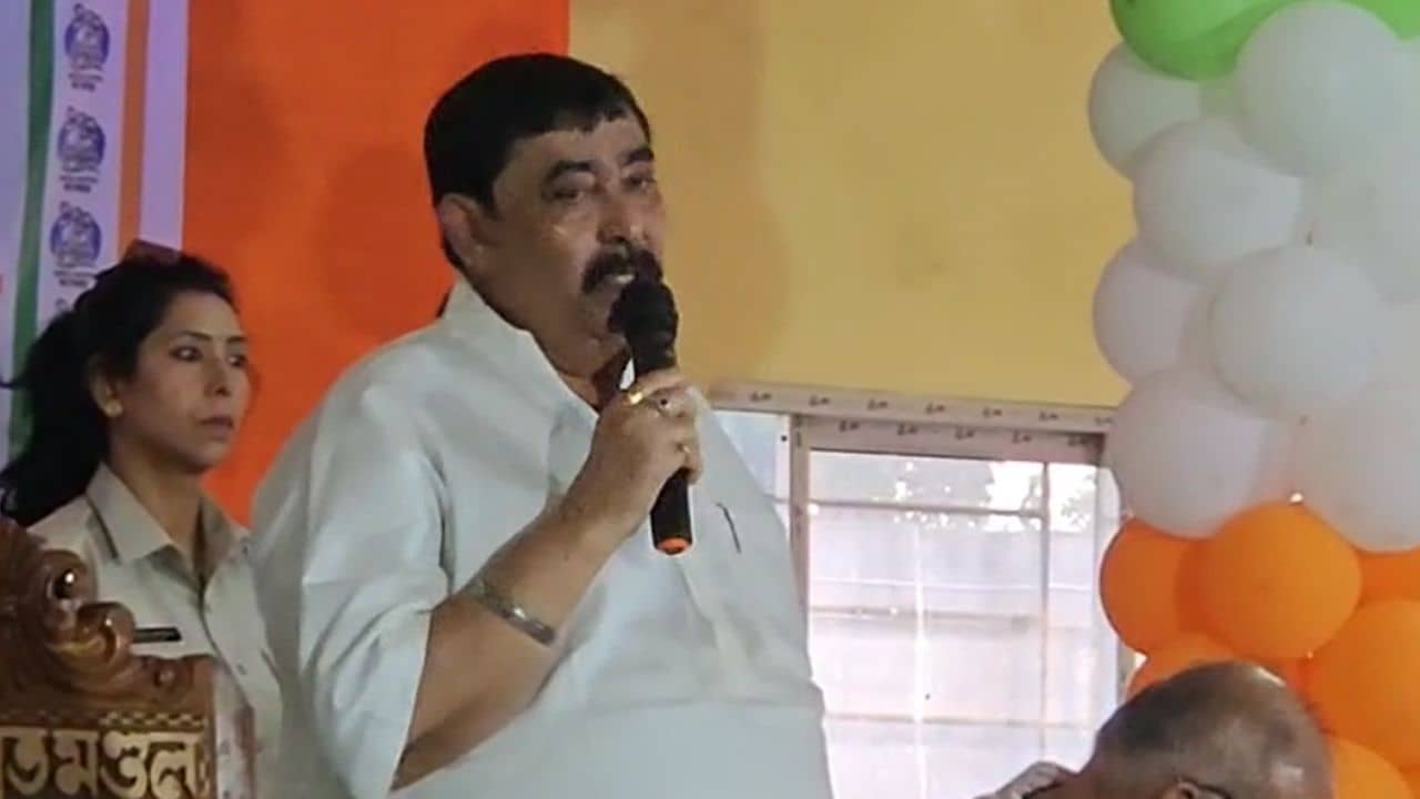 Anubrata Mondal: কেন বাংলার মাটি রক্তে লাল হতে দেব? হাত জড় করে আবেদন অনুব্রত মণ্ডলের