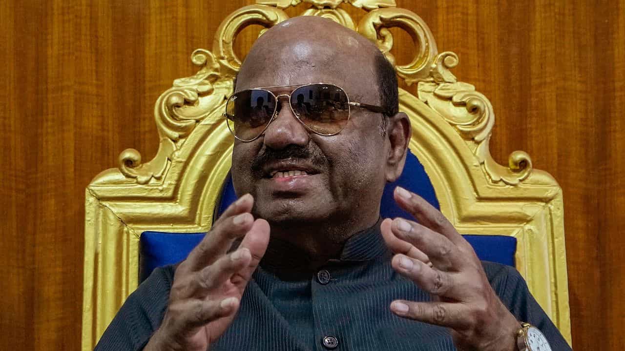 Governor Bose: রাজ্যপালের হার্ট অ্যাটাক, আর্টারিতে মিলল 'ব্লকেজ' Governor Bose: রাজ্যপালের হার্ট অ্যাটাক, আর্টারিতে মিলল 'ব্লকেজ'