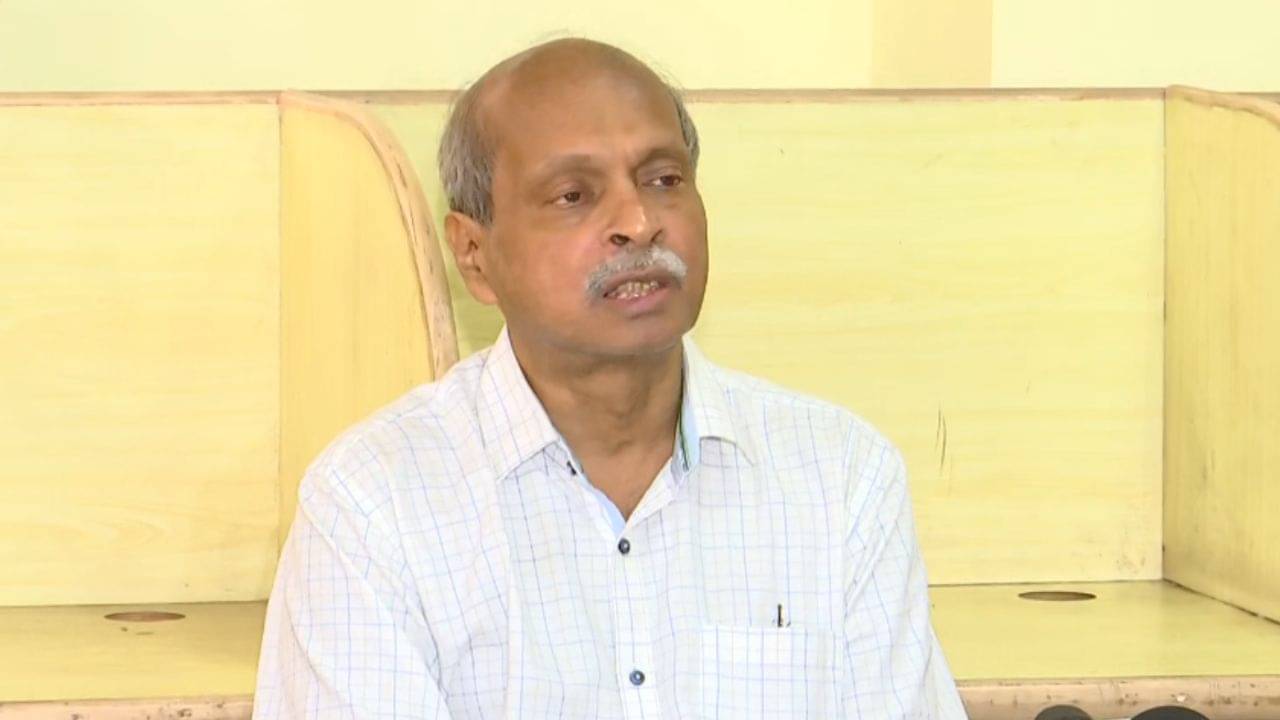 SSC Recruitment: তিন মাসের মধ্যে নিয়োগ সম্ভব নয়, রায় ঘোষণার ২৪ ঘণ্টা পরও চোখে-মুখে ধোঁয়াশা SSC চেয়ারম্যানের