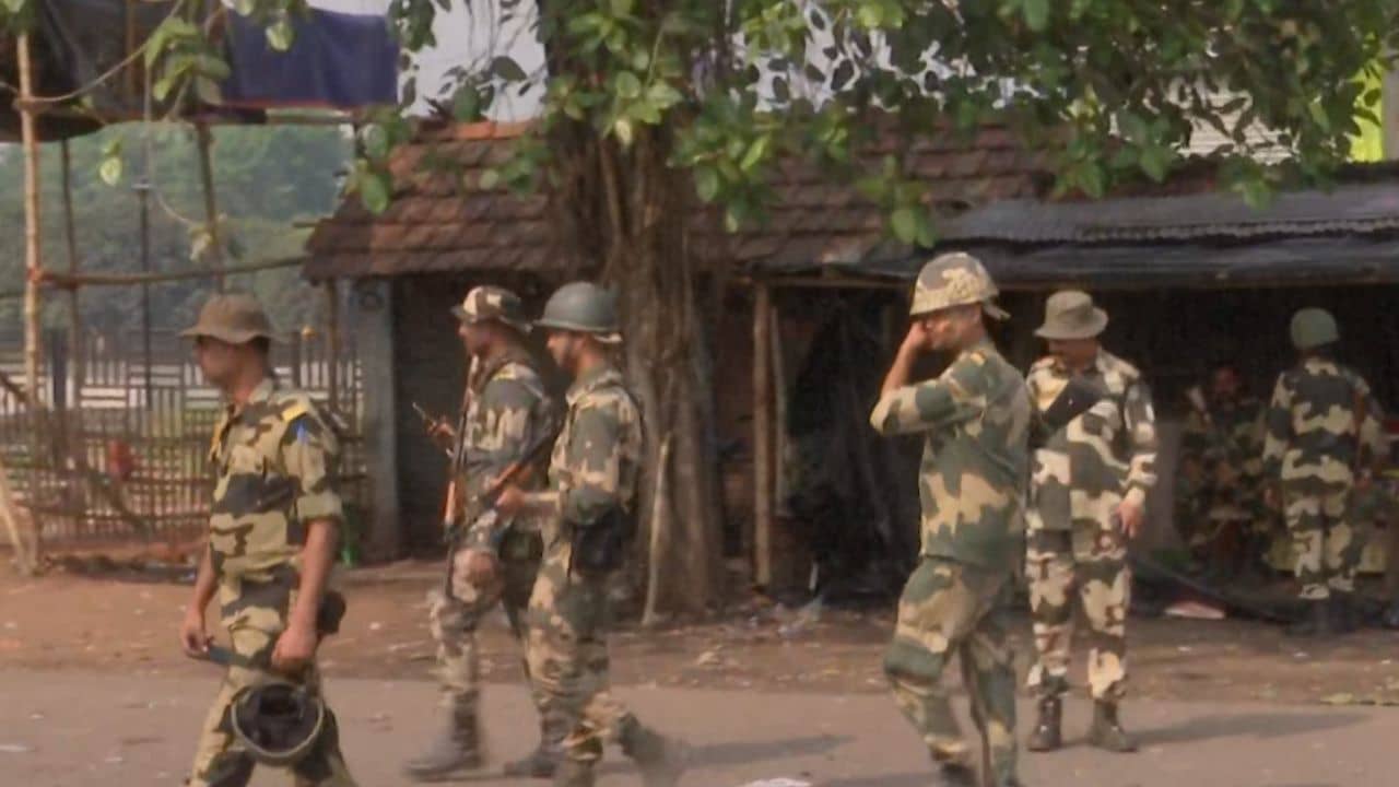 Murshidabad: সকাল হতেই ফের অশান্তি, মুর্শিদাবাদে গুলিবিদ্ধ আরও ২