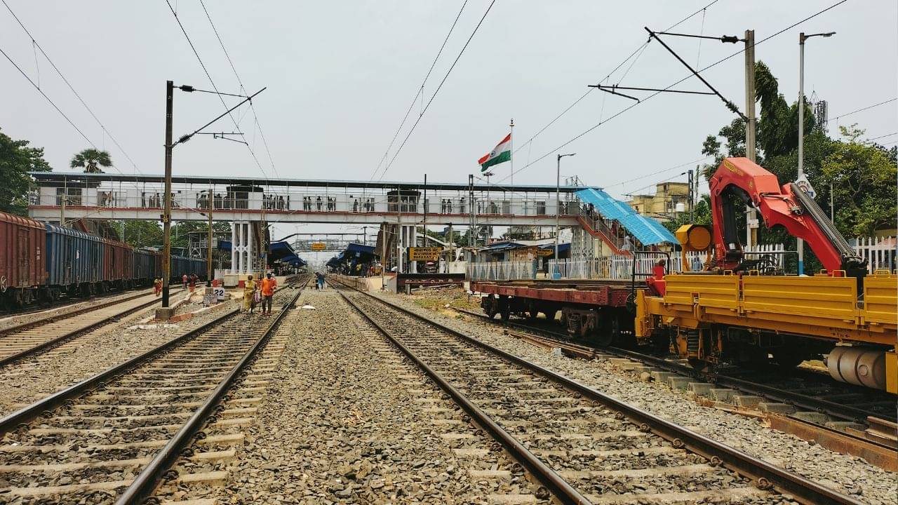 Railway: এই স্টেশনের নামে ২৮ খানা অক্ষর, উচ্চারণ করতেই ঘাম ছুটে যায় অনেকের, শুনেছেন কখনও?