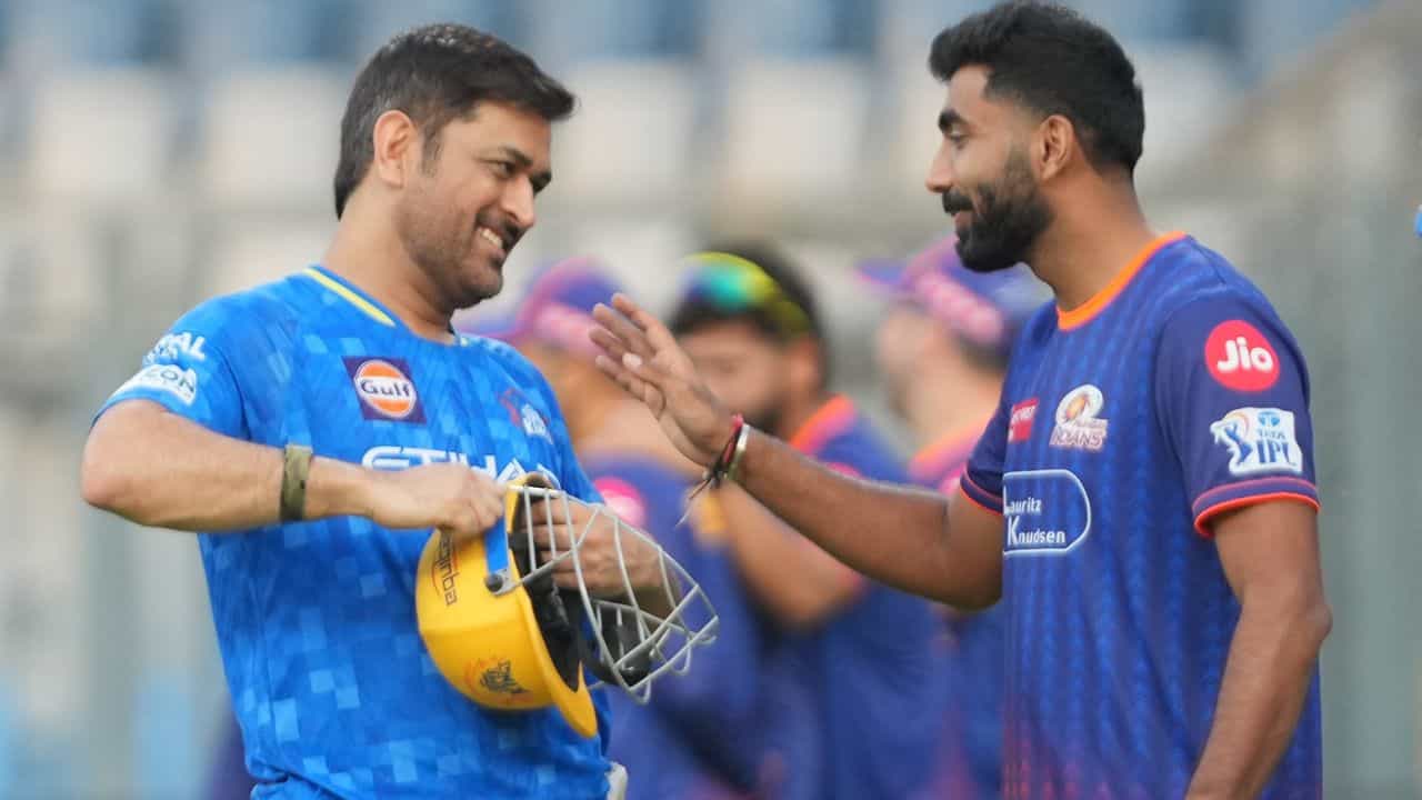 MI vs CSK Playing XI IPL 2025: 'এল ক্লাসিকো' রাউন্ড টু! 'উপরে' চোখ ধোনির, হার্দিকদের হ্যাটট্রিক MI vs CSK Playing XI IPL 2025: 'এল ক্লাসিকো' রাউন্ড টু! 'উপরে' চোখ ধোনির, হার্দিকদের হ্যাটট্রিক