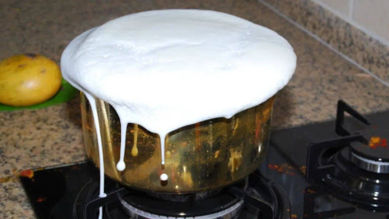 Kitchen Hacks: রাতভর পড়ে থাকা দুধের বাটি ২ মিনিটে পরিষ্কার করবেন কী ভাবে জানেন?