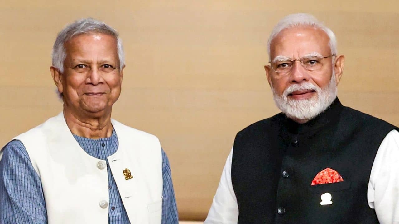 PM Modi-Muhammad Yunus: কলকাতা দখলের হুমকি! সম্পর্ক খারাপ করার মতো মন্তব্য করলে কী হবে, ইউনূসকে বুঝিয়ে দিলেন প্রধানমন্ত্রী মোদী