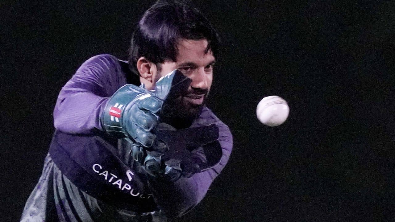 Mohammad Rizwan: ক্রিকেট ছেড়ে ইংরেজির প্রফেসর হব! হঠাৎ একথা কেন বললেন পাক ক্যাপ্টেন মহম্মদ রিজওয়ান?