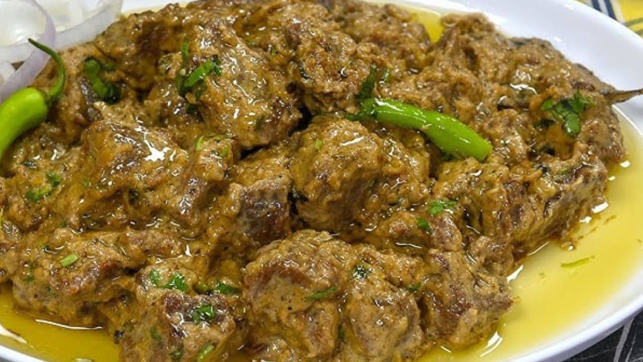 Mutton Recipe: আগে কোনও দিন খাননি! পয়লা বৈশাখেই রেঁধে ফেলুন মটনের এই পদ