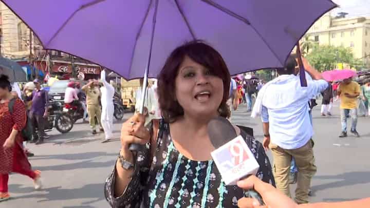Sacked Teachers Protest Rally: চাকরি আছে, সেই শিক্ষিকাও আন্দোলনে নামলেন Sacked Teachers Protest Rally: চাকরি আছে, সেই শিক্ষিকাও আন্দোলনে নামলেন