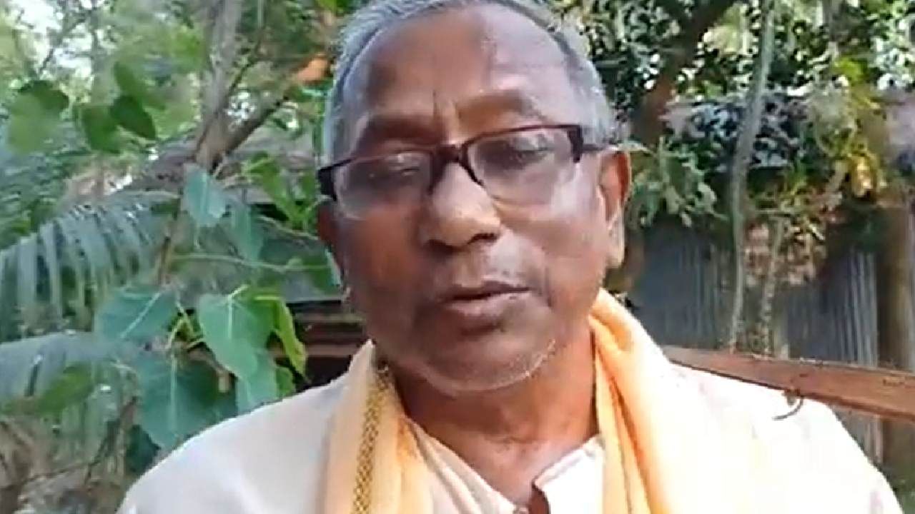 'সঙ্গে মারে লাথি-ঘুষি, ইংরেজকেও হার মানায়...', বাউলের প্রতিবাদ
