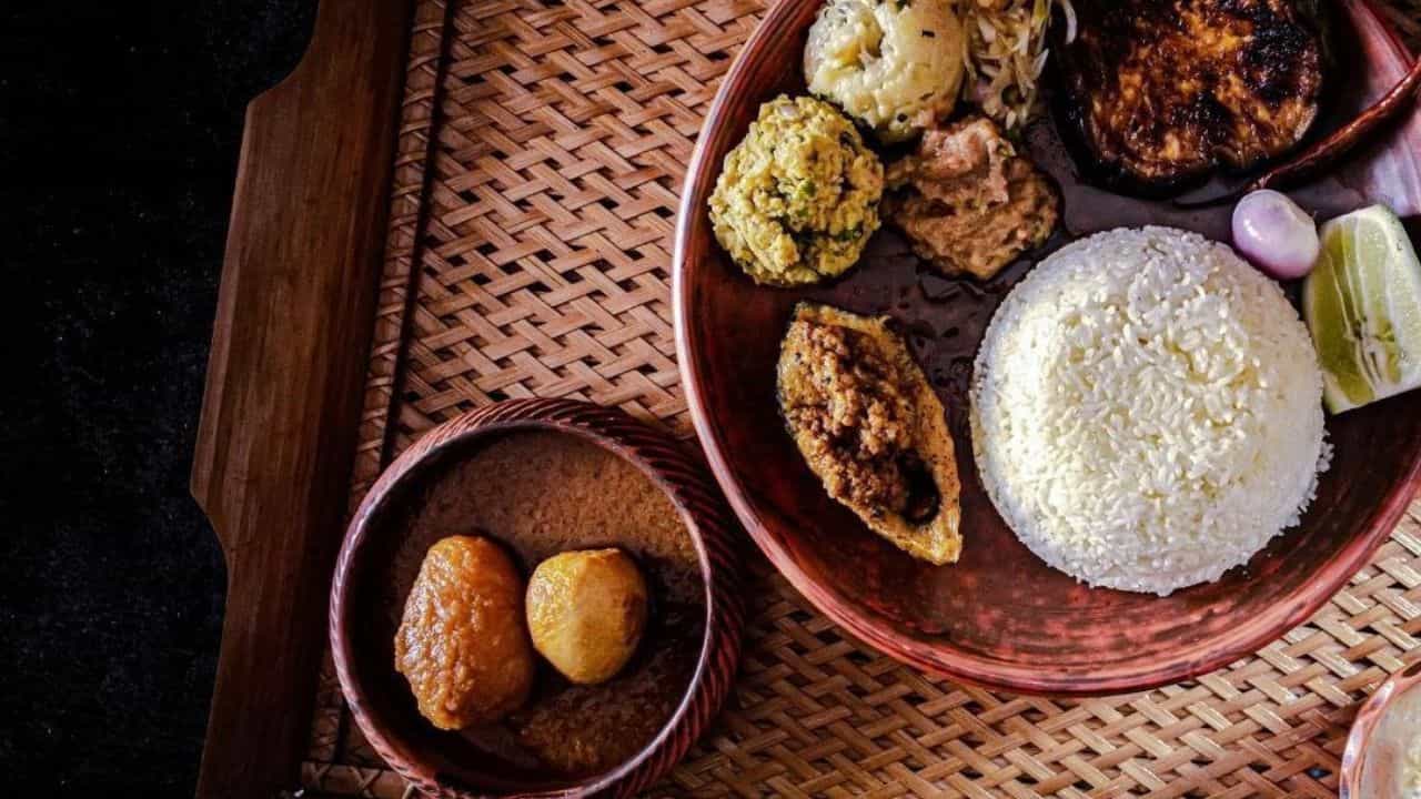 Poila Boisakh: নববর্ষে জমিয়ে খাওয়া দাওয়ার প্ল্যান? মঙ্গল চাইলে দূরে থাকুন এই সব খাবারের থেকে, বলছে জ্যোতিষশাস্ত্র Poila Boisakh: নববর্ষে জমিয়ে খাওয়া দাওয়ার প্ল্যান? মঙ্গল চাইলে দূরে থাকুন এই সব খাবারের থেকে, বলছে জ্যোতিষশাস্ত্র