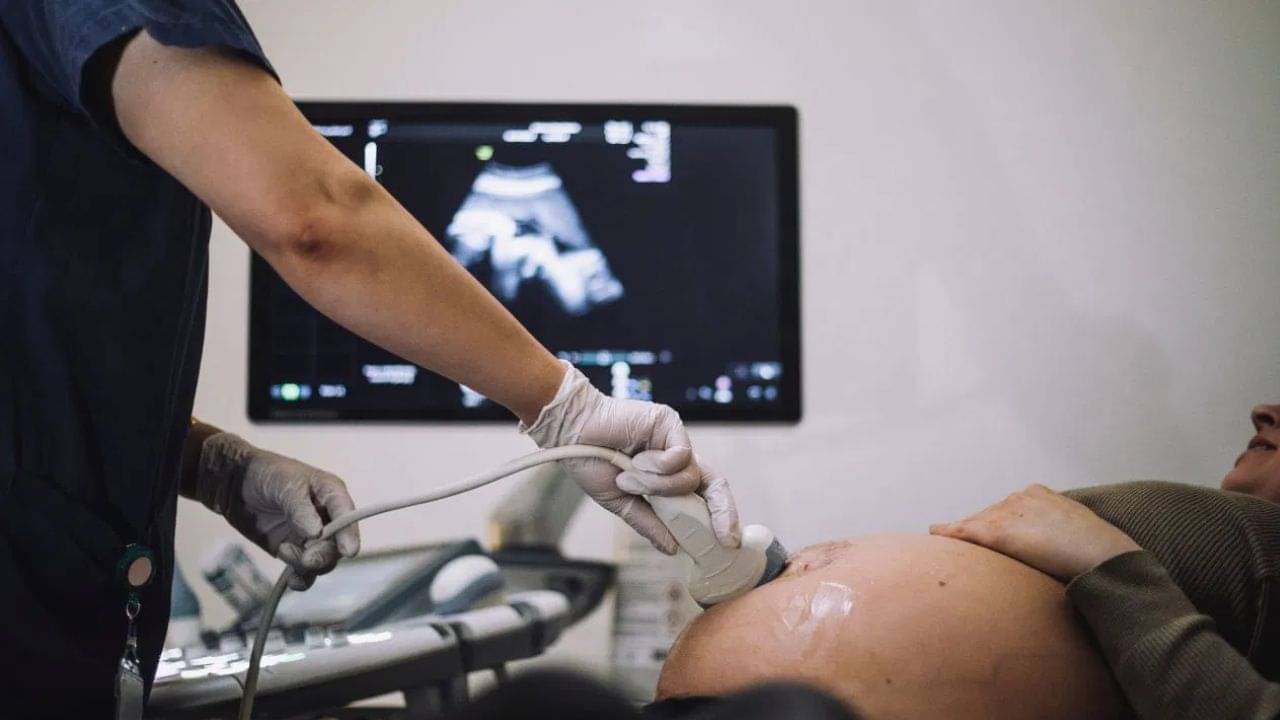 হবু মায়েদের আচমকাই রক্তচাপ বাড়ছে? বিপদে পড়ার আগে এই পরীক্ষা করান