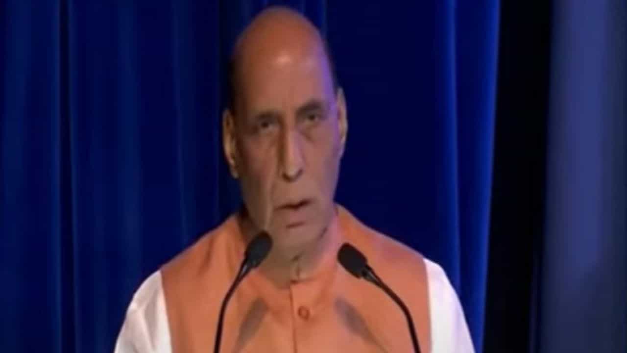 Rajnath Singh: 'কিছু সময়ের মধ্যেই যোগ্য জবাব', হুঙ্কার রাজনাথ সিংয়ের, কী হবে? Rajnath Singh: 'কিছু সময়ের মধ্যেই যোগ্য জবাব', হুঙ্কার রাজনাথ সিংয়ের, কী হবে?