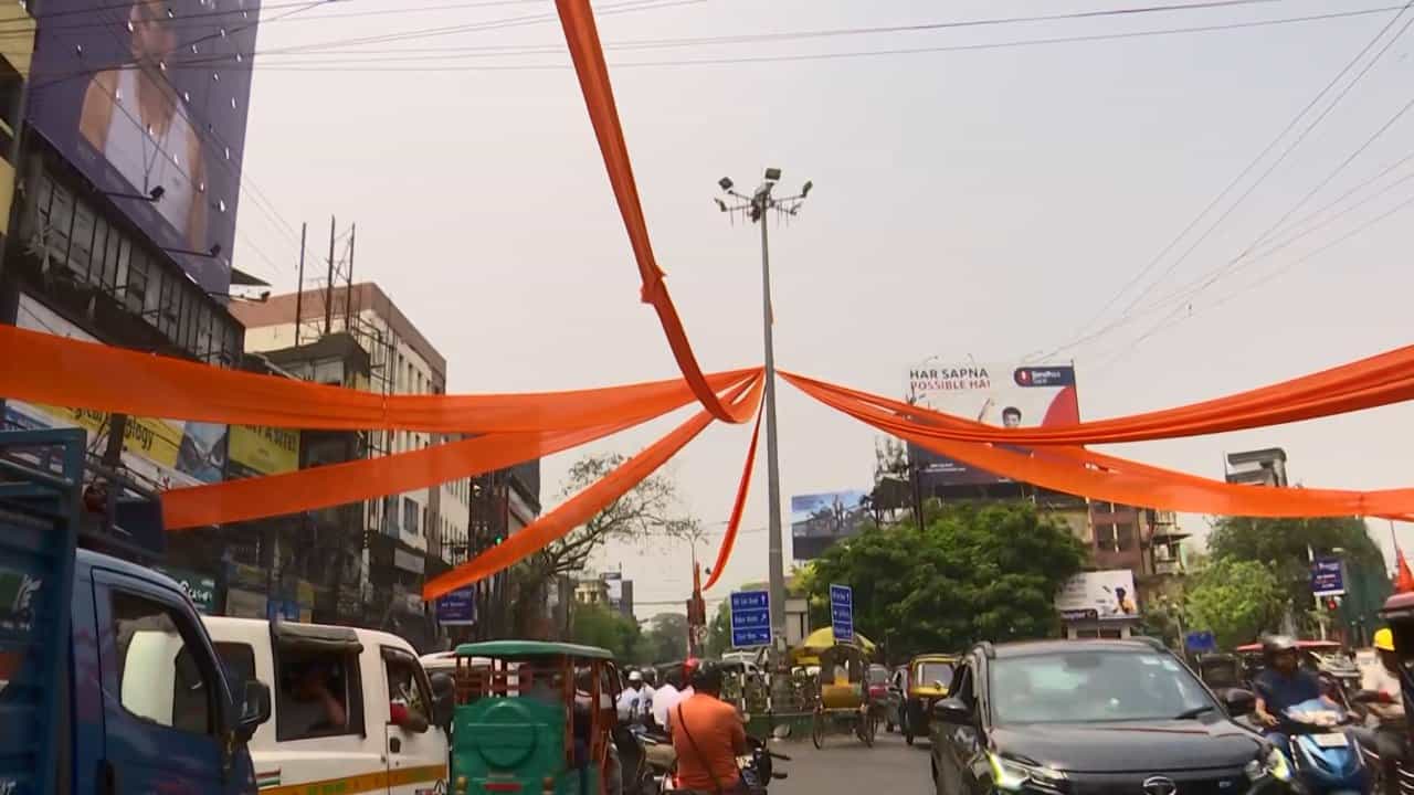 Ram Navami: টার্গেট লক্ষ লোকের মিছিল! রাম নবমীর আগে সেজে উঠছে গোটা শহর, জল দেবে তৃণমূল Ram Navami: টার্গেট লক্ষ লোকের মিছিল! রাম নবমীর আগে সেজে উঠছে গোটা শহর, জল দেবে তৃণমূল