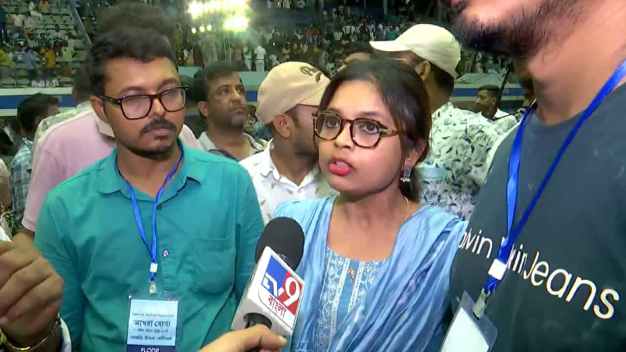 Recruitment Scam: 'ভলেন্টিয়ার শিক্ষক হতে রাজি নই',মমতার অনুরোধে 'না' চাকরিহারার Recruitment Scam: 'ভলেন্টিয়ার শিক্ষক হতে রাজি নই',মমতার অনুরোধে 'না' চাকরিহারার